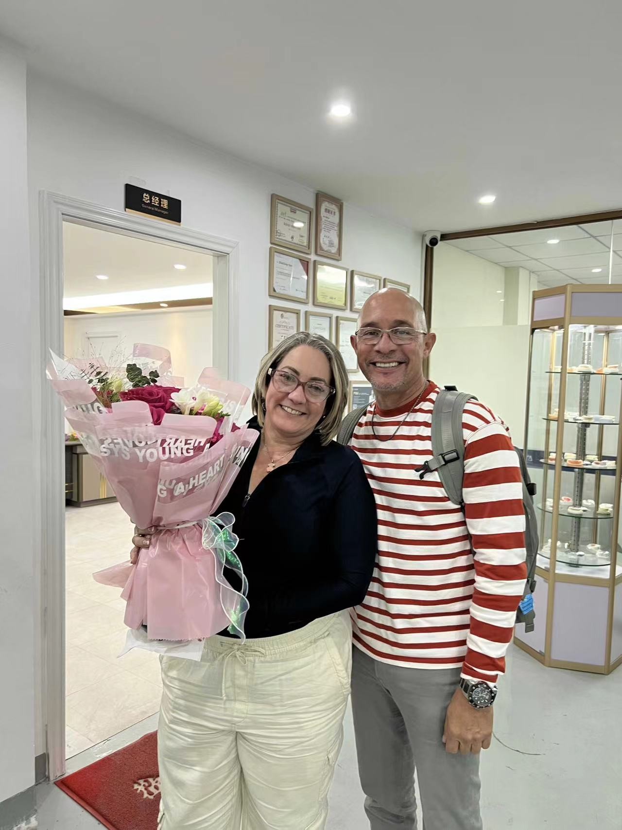 Ultimi blog aziendali su Benvenuti clienti a visitare il laboratorio Joydenta