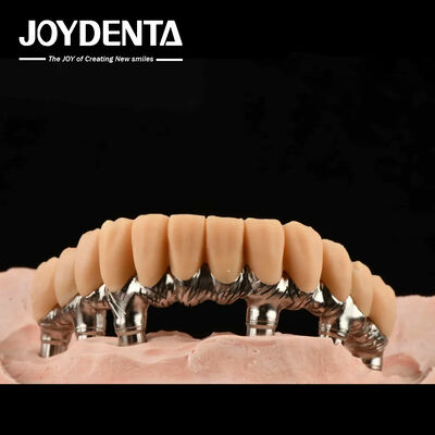 comprare Denti temporanei in resina gialla con trattamento superficiale liscio per transizioni dentali precise e stabili fabbricazione online