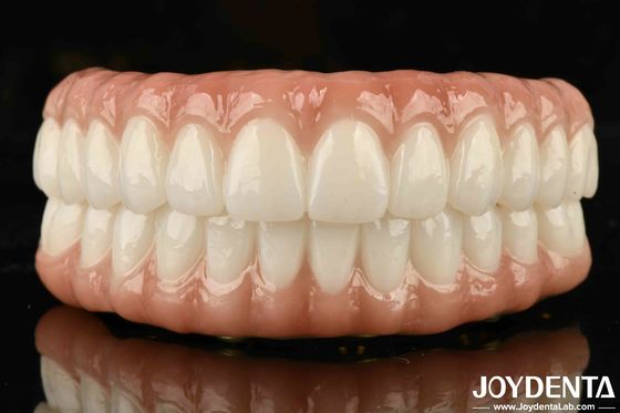 Ponte ibrida in zirconia a ti-bar ad alta biocompatibilità per un adattamento preciso e la sostituzione di denti mancanti